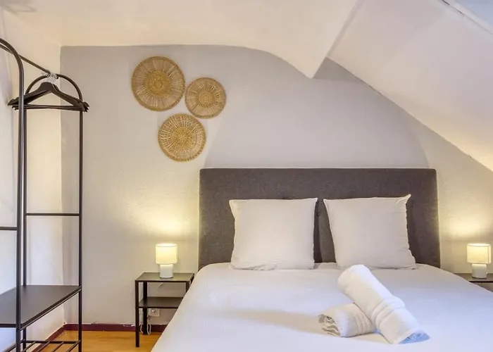 Nahiba Votre F2 Avec Vue Sur Vieux-marche Appartement Rouen