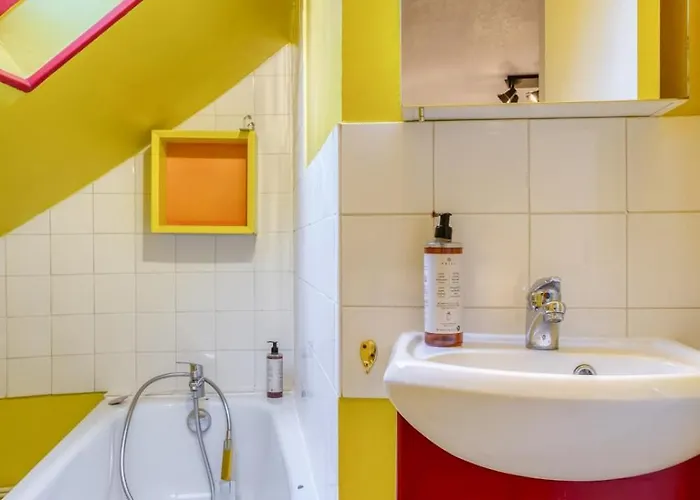 Nahiba Votre F2 Avec Vue Sur Vieux-marche Apartment *