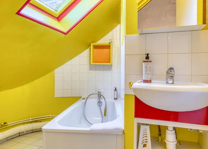 Nahiba Votre F2 Avec Vue Sur Vieux-marché Ruan